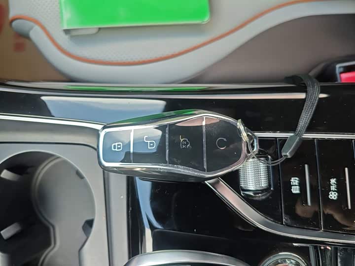 BYD Qin Plus, 2023 — фото 9 из 9
