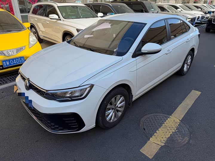 Volkswagen Lavida, 2023 — купить в Оренбурге под ключ
