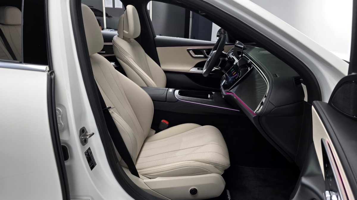 Mercedes-Benz E-Class, 2025 — фото 11 из 12