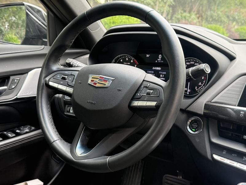 Cadillac CT4, 2022 — фото 8 из 11