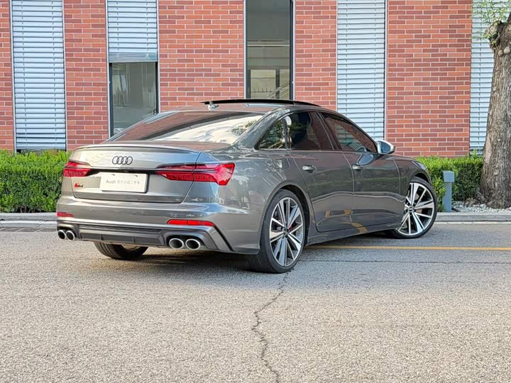 Audi S6, 2023 — фото 3 из 9