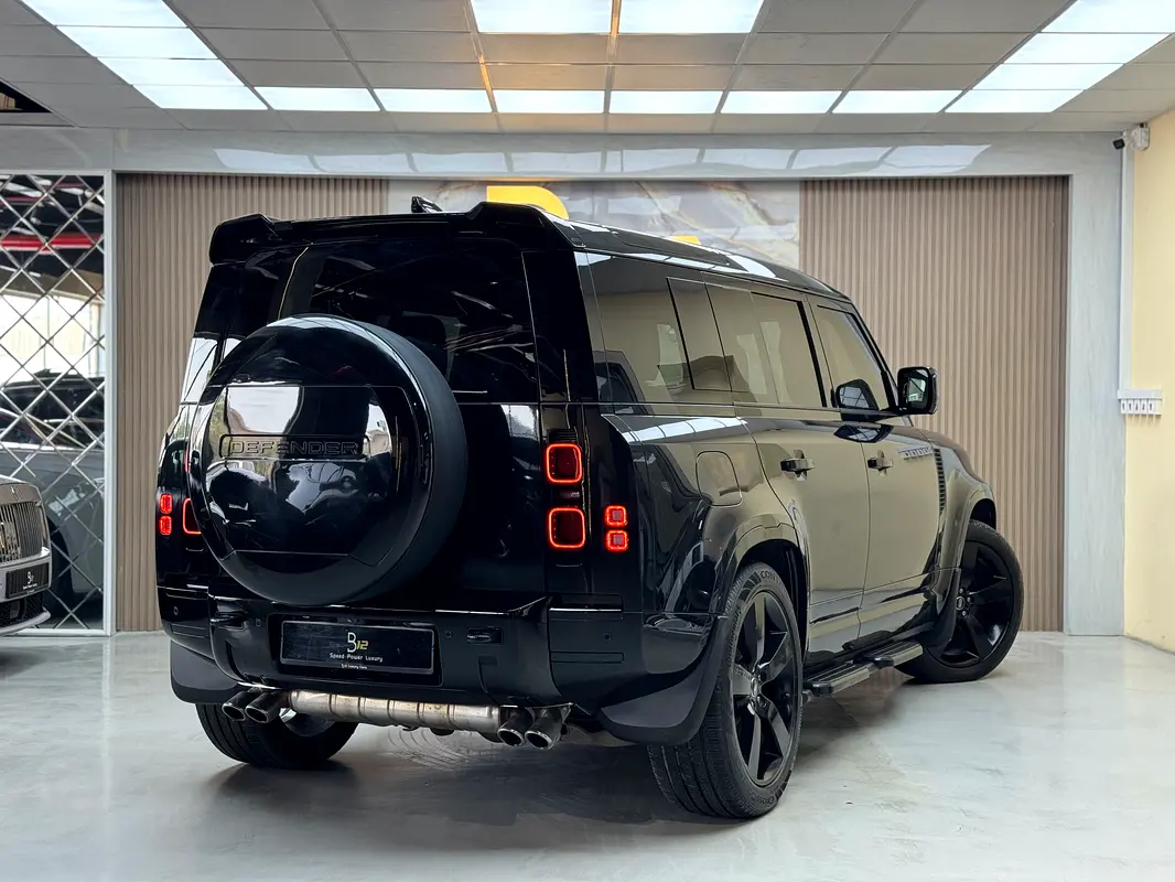 Land Rover Defender, 2025 — фото 4 из 10