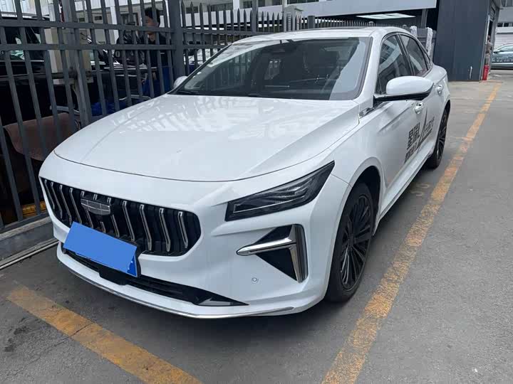 Geely Preface L, 2025 — купить в Иванове под ключ