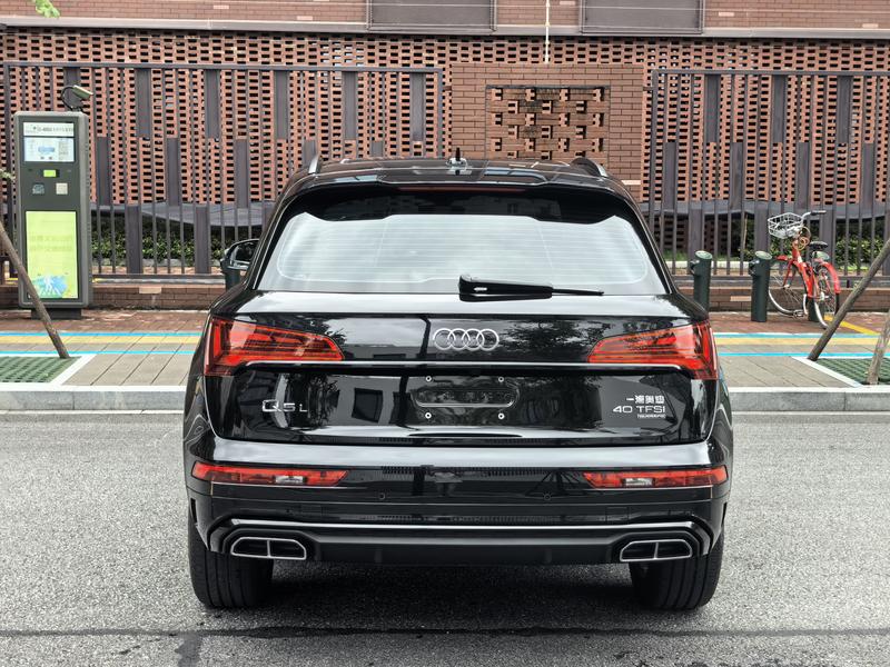 Audi Q5L, 2024 — фото 6 из 10