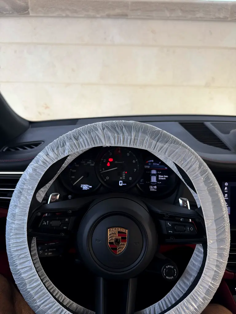 Porsche Macan, 2025 — фото 9 из 10