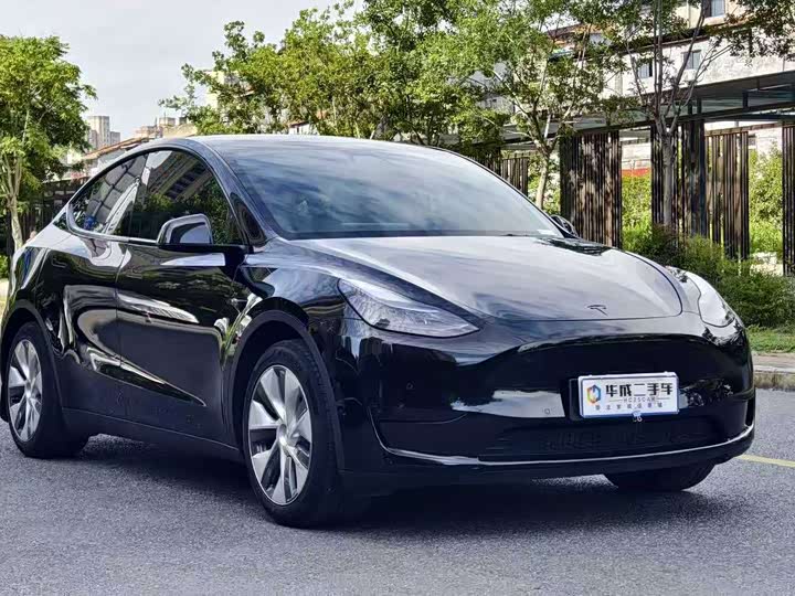 Tesla Model Y, 2022 — фото 3 из 9