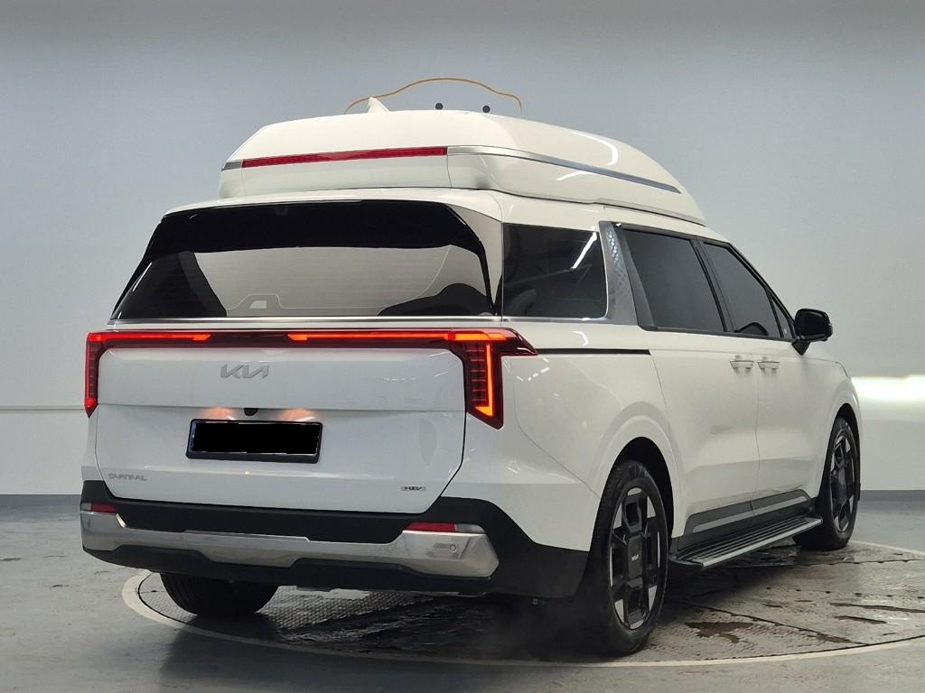 Kia Carnival, 2024 — фото 3 из 12