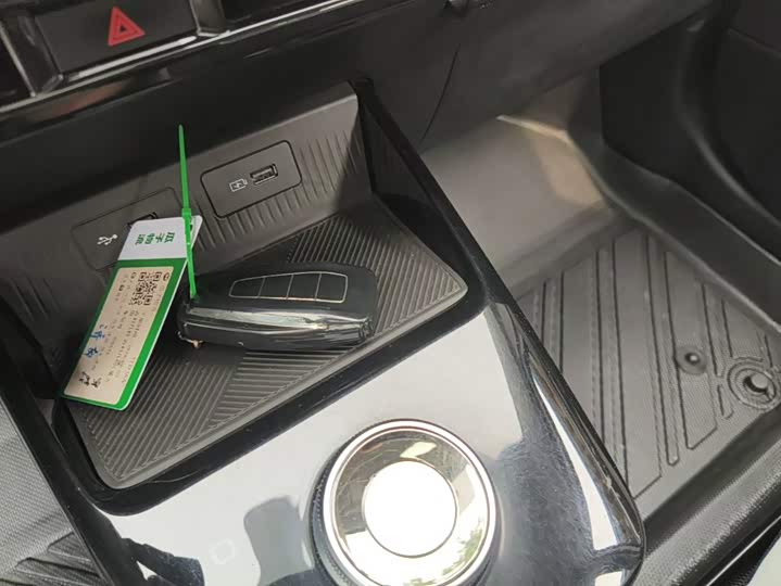 Geely Geometry E Firefly, 2024 — фото 9 из 9