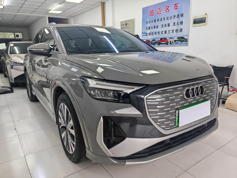 Audi Q4 e-tron, 2024 — фото 3 из 12