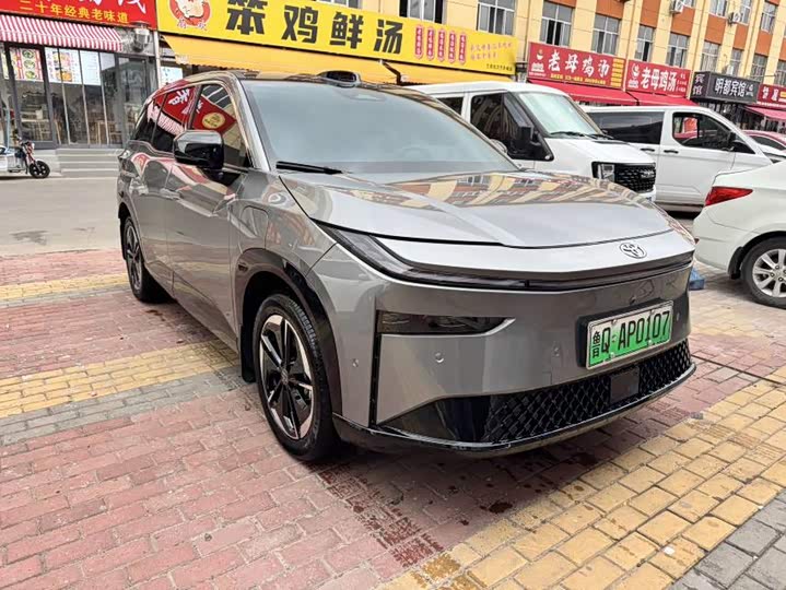 Toyota bZ3X, 2025 — фото 3 из 9
