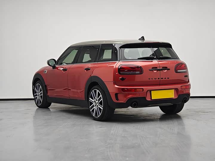 Mini Clubman, 2023 — фото 3 из 9