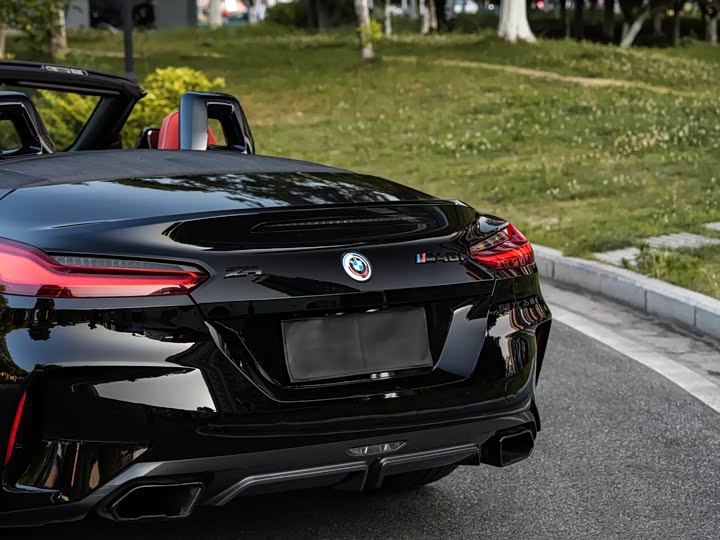 BMW Z4, 2023 — фото 7 из 9