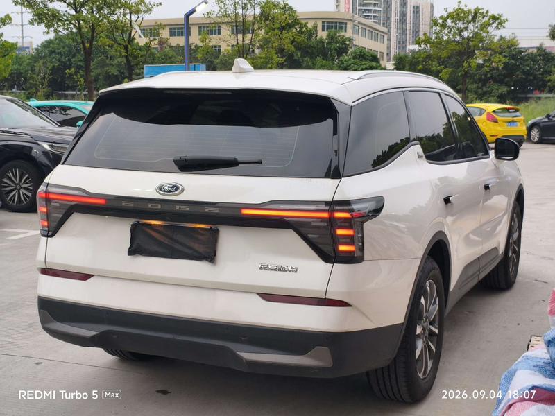 Ford Edge, 2024 — фото 5 из 10