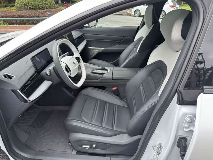 Dongfeng Yipai eπ 007, 2024 — фото 4 из 9