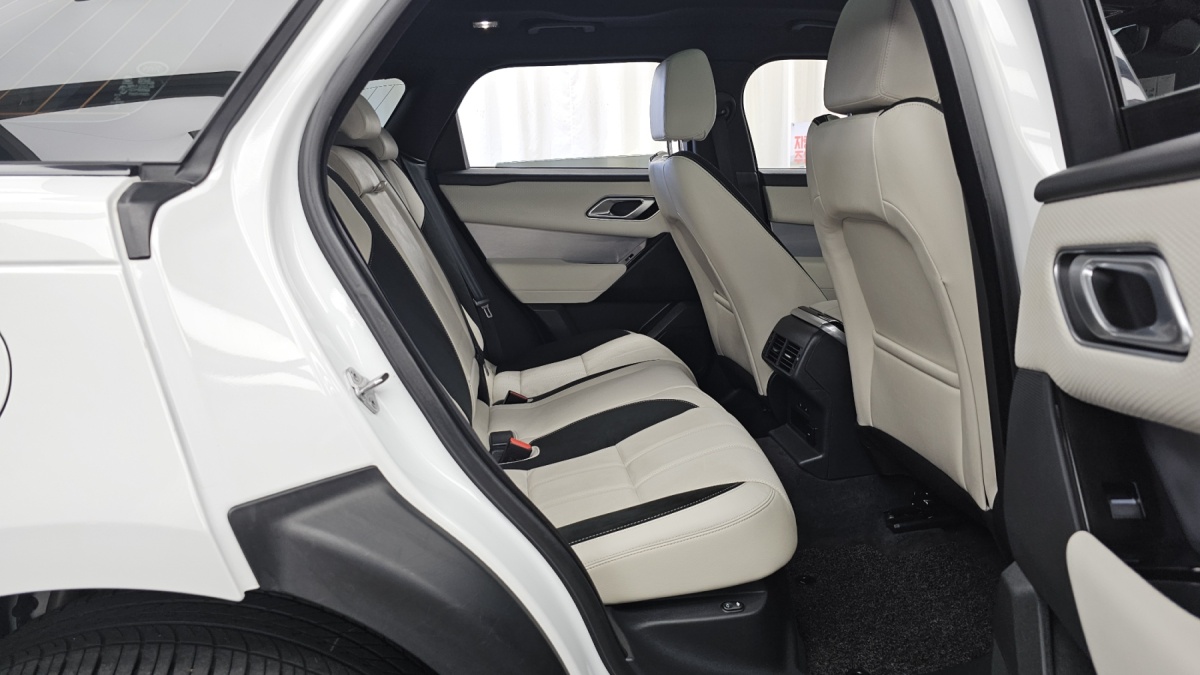 Land Rover Range Rover Velar, 2023 — фото 12 из 12