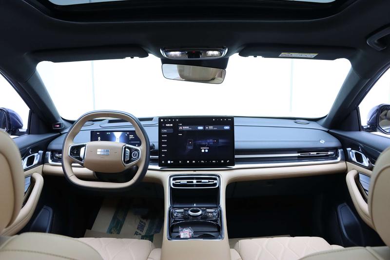 Geely Galaxy A7, 2025 — фото 11 из 12
