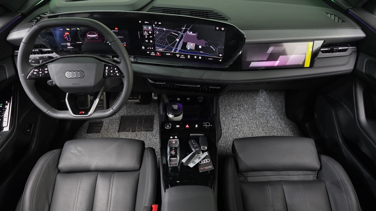 Audi Q6 e-tron, 2025 — фото 7 из 12