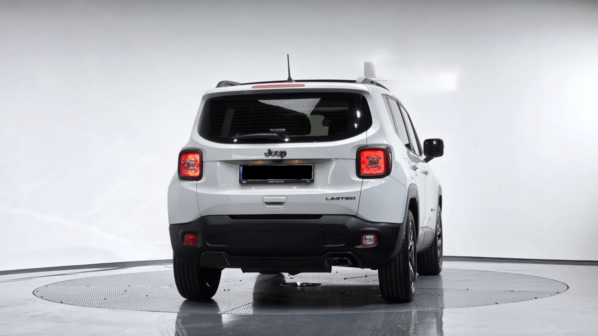 Jeep Renegade, 2022 — фото 4 из 12