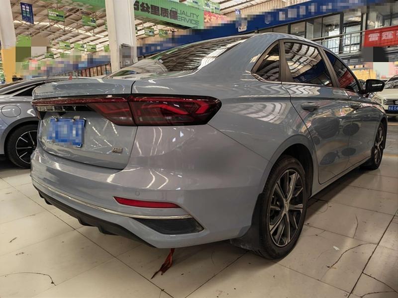 Geely Emgrand, 2023 — фото 6 из 10