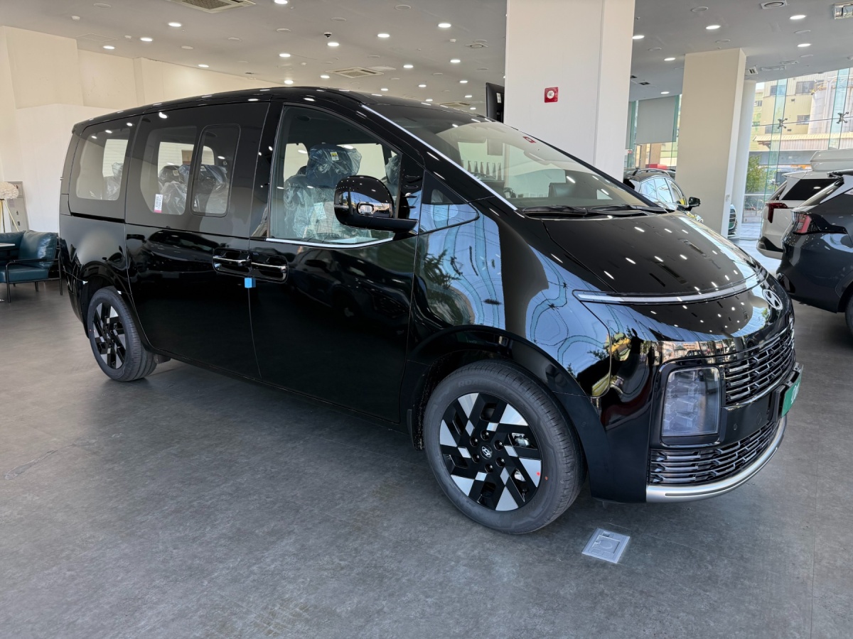 Hyundai Staria, 2026 — купить в Перми под ключ