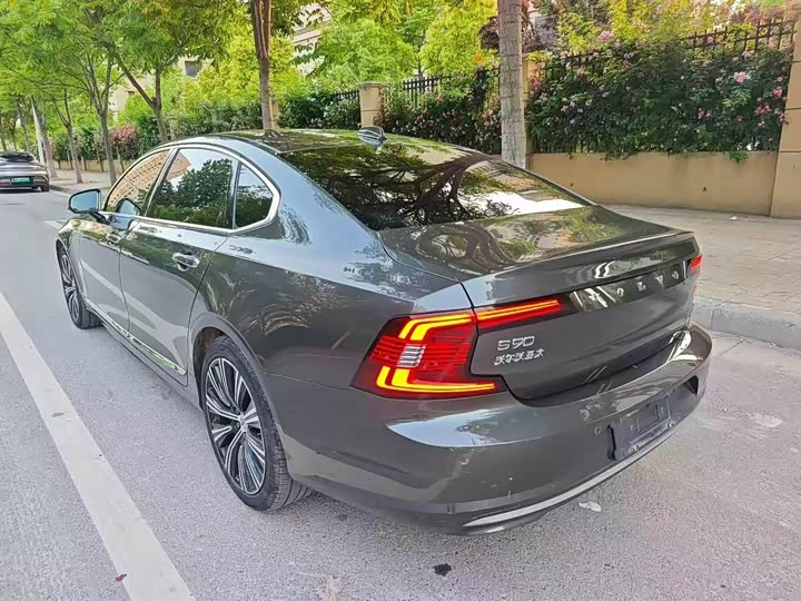 Volvo S90, 2022 — фото 7 из 9