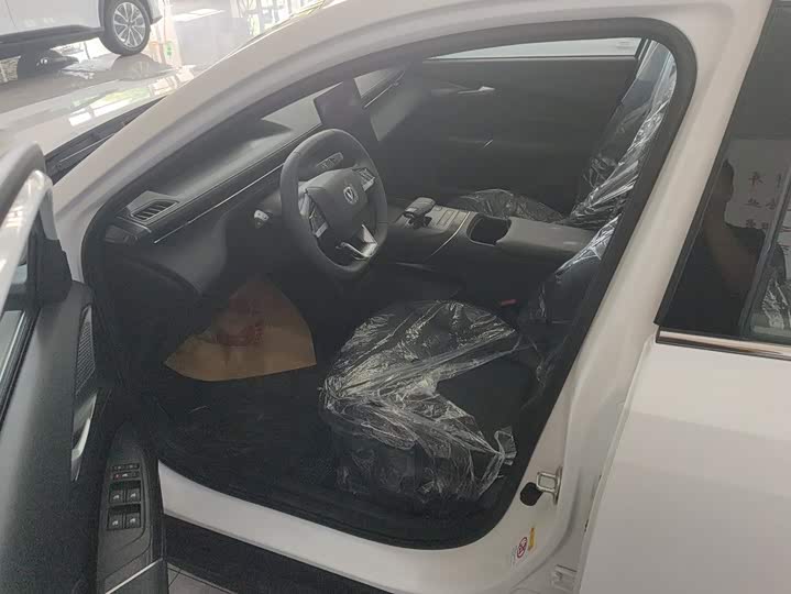Changan Eado Plus, 2025 — фото 9 из 9