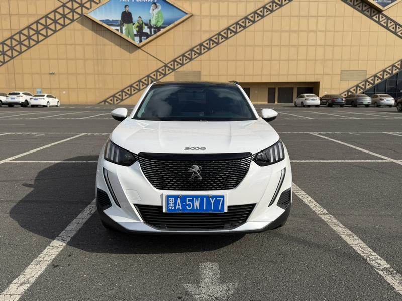 Peugeot 2008, 2023 — фото 2 из 12