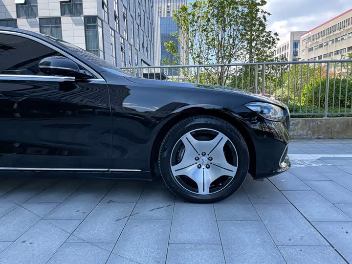 Mercedes-Benz Maybach S-Class, 2023 — фото 7 из 9