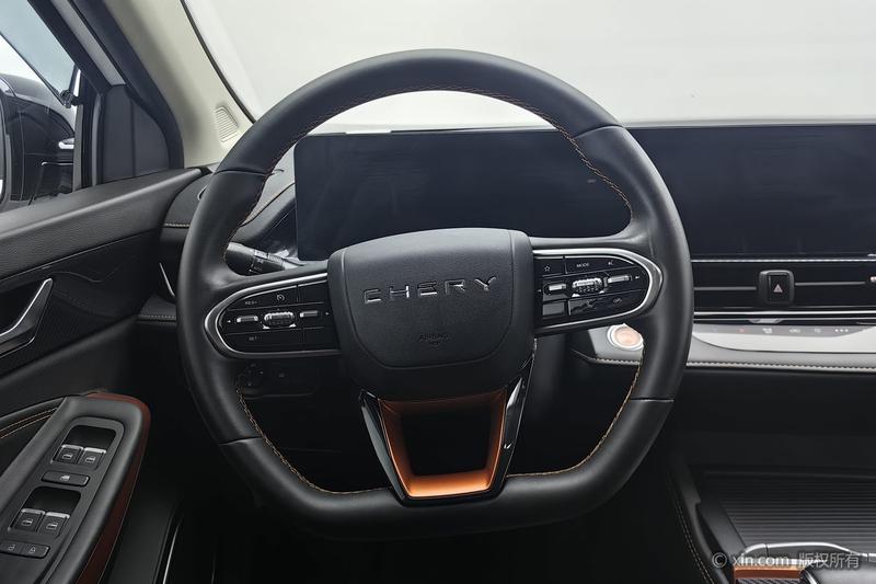 Chery Omoda S5 GT (Arrizo 5 GT), 2023 — фото 9 из 12