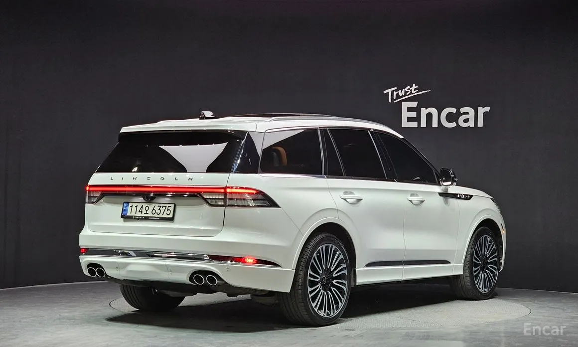 Lincoln Aviator, 2024 — фото 2 из 12