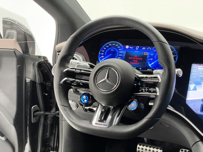 Mercedes-Benz EQS AMG, 2022 — фото 12 из 12