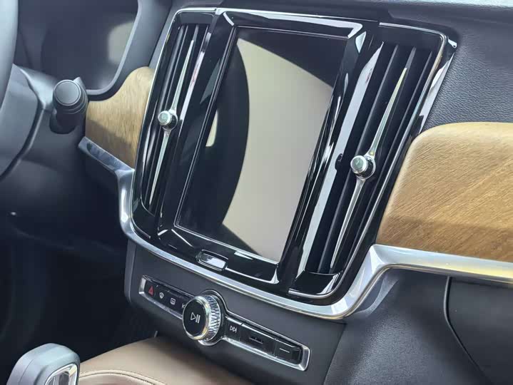 Volvo S90, 2024 — фото 7 из 9