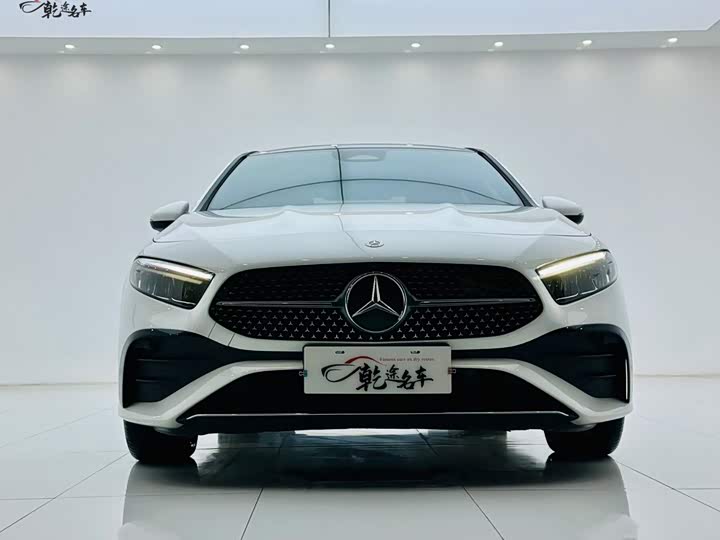 Mercedes-Benz A-Class, 2024 — фото 2 из 9