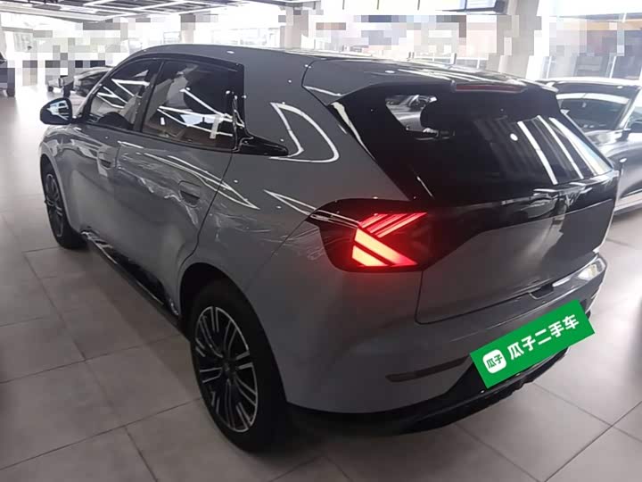 BAIC Arcfox T1, 2025 — фото 5 из 9