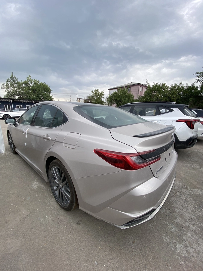Toyota Camry, 2026 — фото 6 из 12