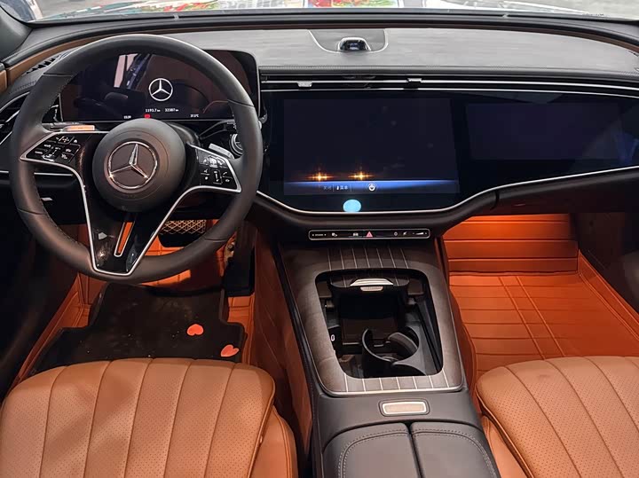 Mercedes-Benz E-Class, 2024 — фото 9 из 9