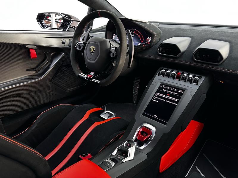Lamborghini Huracán, 2023 — фото 9 из 12