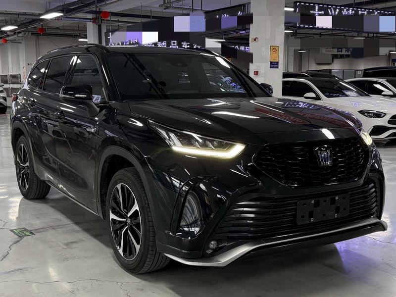 Toyota Crown Kluger, 2022 — фото 3 из 11