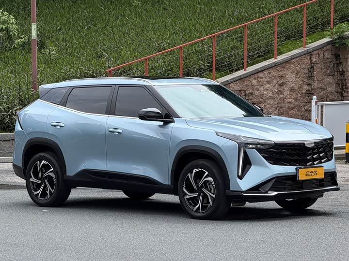Geely Atlas, 2024 — фото 3 из 9