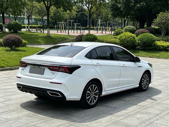 Chery Omoda S5 (Arrizo 5 Plus), 2021 — фото 8 из 9