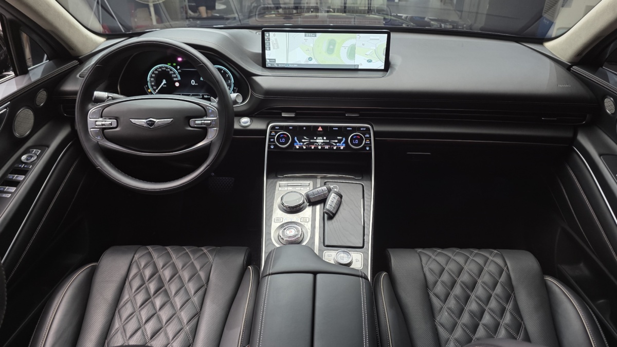 Genesis GV80, 2023 — фото 6 из 12