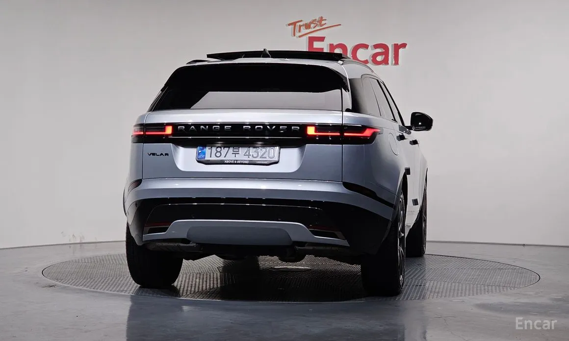 Land Rover Range Rover Velar, 2024 — фото 4 из 12