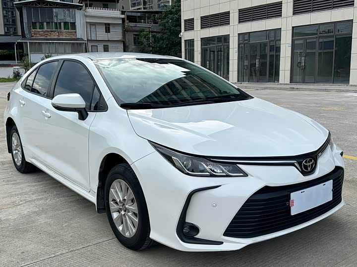 Toyota Corolla, 2022 — фото 3 из 9