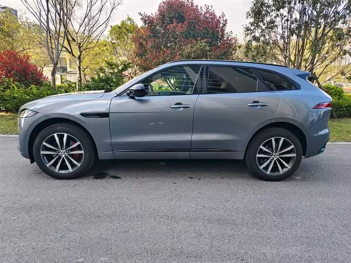 Jaguar F-Pace, 2024 — фото 6 из 9