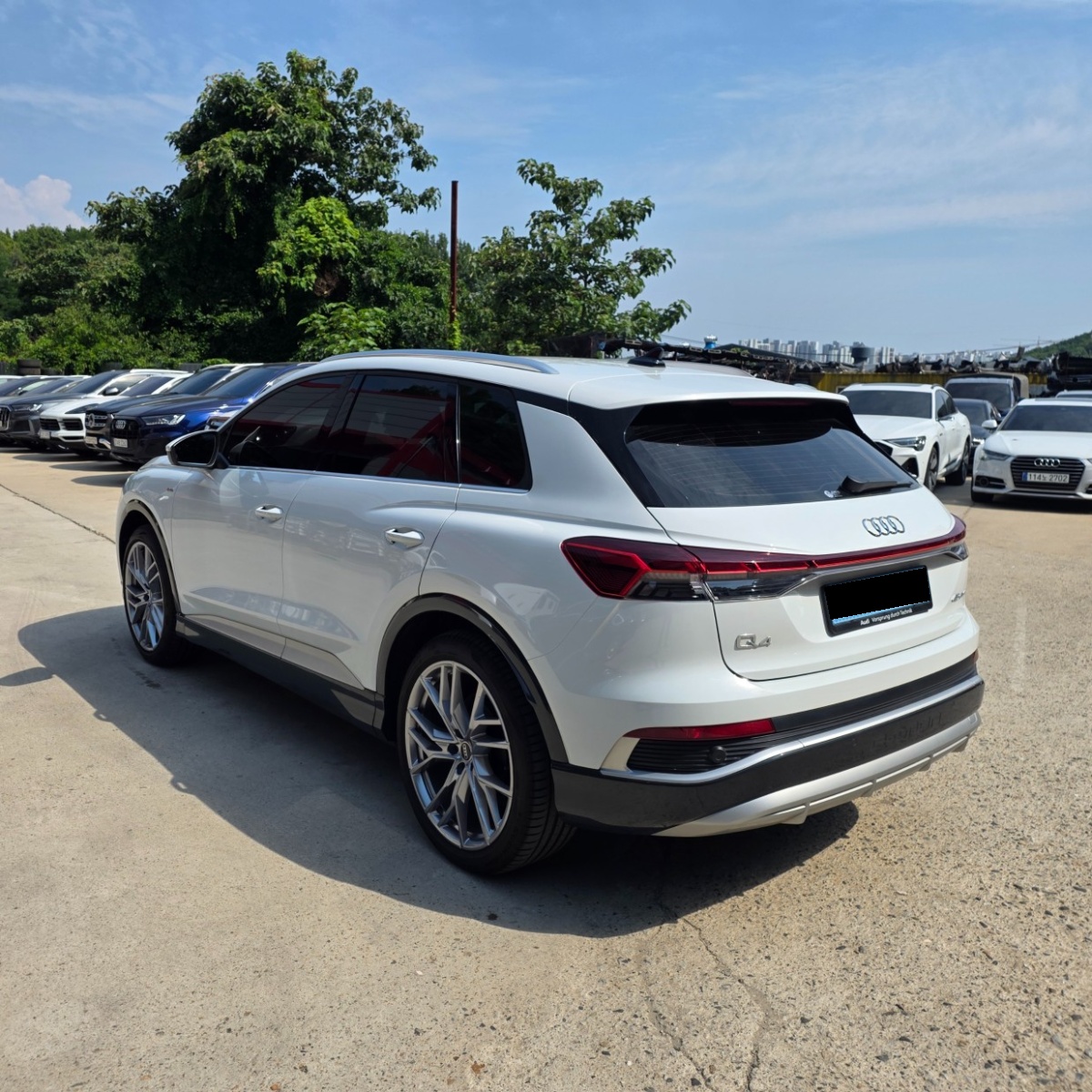 Audi Q4 e-tron, 2025 — фото 4 из 12