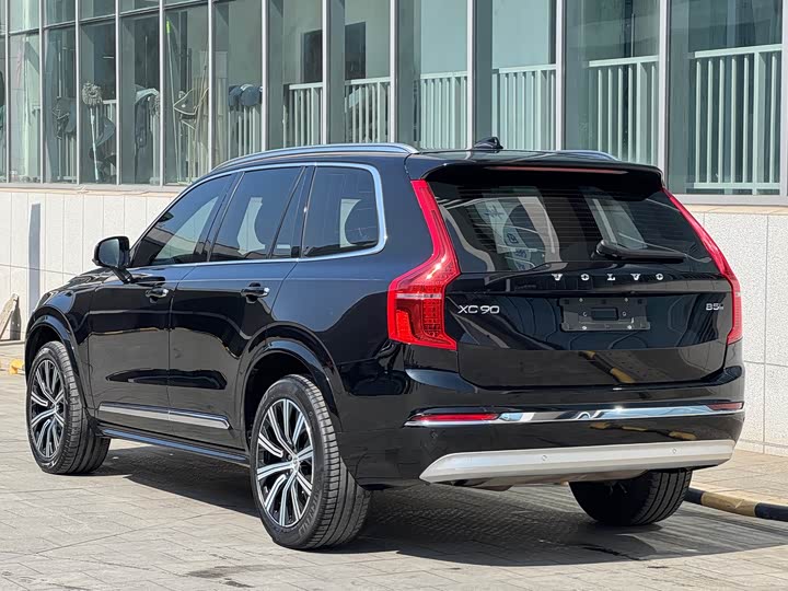 Volvo XC90, 2021 — фото 6 из 9