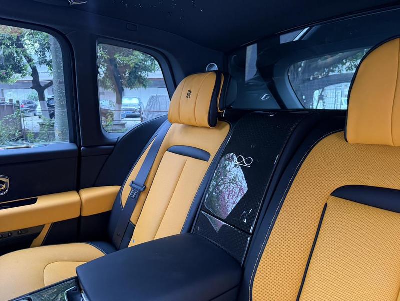 Rolls-Royce Cullinan, 2023 — фото 7 из 8