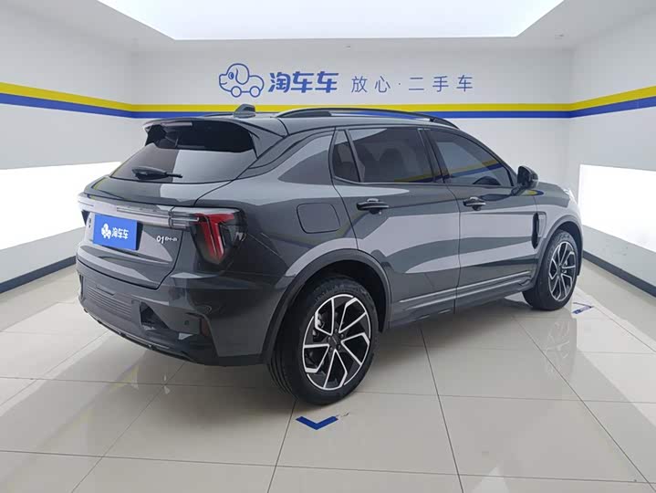 Lynk & Co 01 EM-P Hybrid, 2023 — фото 3 из 9