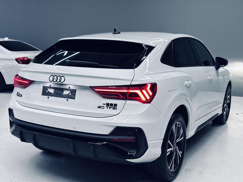 Audi Q3 Sportback, 2024 — фото 6 из 12