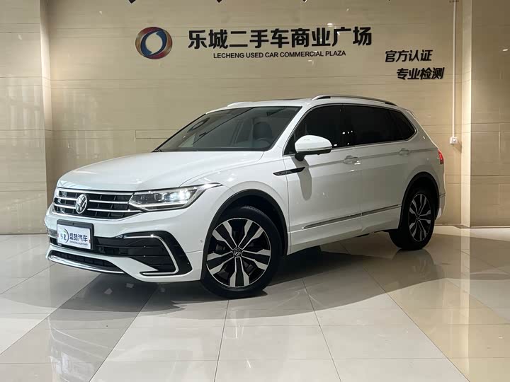 Volkswagen Tiguan L Pro, 2024 — купить в Санкт-Петербурге под ключ